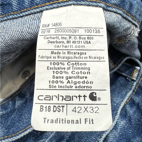 Carhartt Traditional Fit Men’s Denim Jeans 42x32 100% Cotton B18 DST - Picture 4 of 6